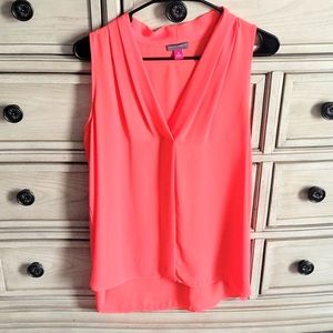 Sleeveless blouse